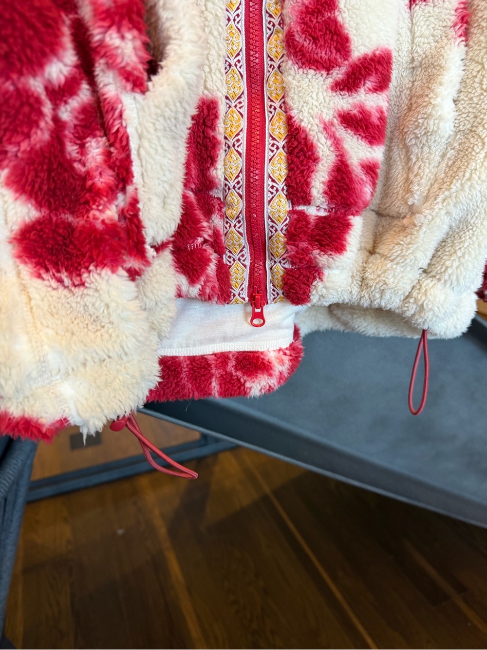 Urban Outfitters Cream Sherpa Teddy Jacket with Red Floral - Picture 6 of 7